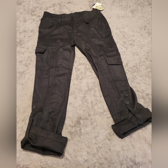 NWT Womans Black Jeans ! - Picture 1 of 5